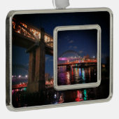 Newcastle bridges verzilverd omlijst ornament (Rechts)