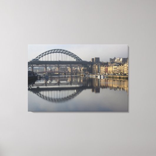 Newcastle Quayside & de Tyne Bridge Canvas Afdruk (Voorkant)