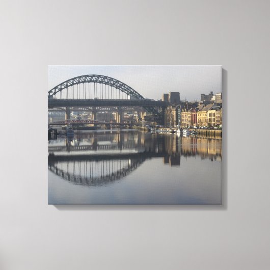 Newcastle Quayside & de Tyne Bridge Canvas Afdruk (Voorkant)