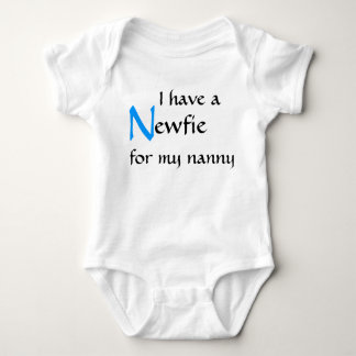 Newfie voor een kindermeisje romper