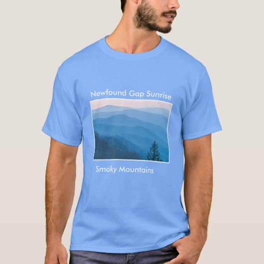 Newfound Gap Smoky Mountain Sunrise Foto T-shirt (Voorkant)
