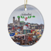 Newfoundland, cityscape met kerstheilige keramisch ornament (Links)