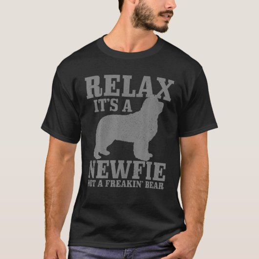 Newfoundland Dog Relax it a Newfie niet a Beer Ne T-shirt (Voorkant)