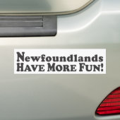Newfoundland heeft meer plezier! -Bumpersticker Bumpersticker (Op auto)