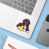 Newfoundland met een rubberen eend sticker (Laptop met iPhone)