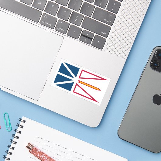 Newfoundland Vlaggen Grafisch Sticker (Laptop met iPhone)