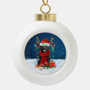 Newfoundlandhond met kerstcadeaus keramische bal ornament