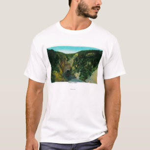 Newhall Tunnel op Ridge RouteRidge Route, CA T-shirt
