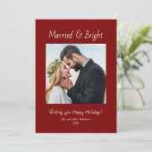 Newlywed Married and Bright Photo Red Christmas  Feestdagenkaart (Staand voorkant)