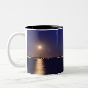 Newport Bridge Volle Maan Twee-Tons Koffiemok Tweekleurige Koffiemok