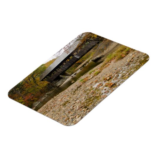 Newry Covered Bridge over river in autumn Magneet (Linkerzijde)