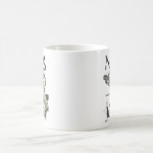 News Junkie Mok (Center)