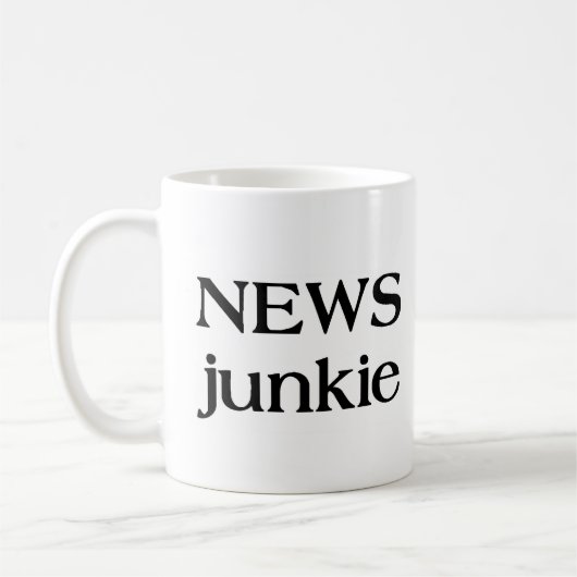 news junkie sleutelhanger koffiemok (Links)