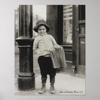 Newsboy in St. Louis door Lewis Wickes Hine, 1910 Poster
