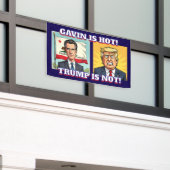 Newsom is hot, Trump niet | Grappig politiek Spandoek (Buitenkant Gebouw)