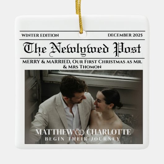 Newspaper Merry and Married Holiday Accents Photo Keramisch Ornament (Voorkant)
