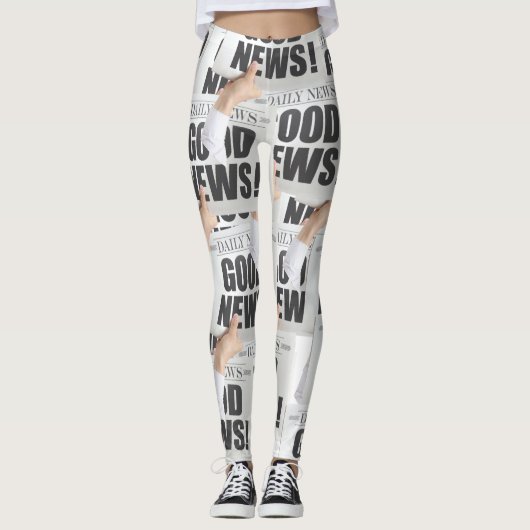 Newspaper Print Leggings (Voorkant)