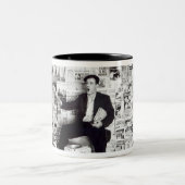 Newspaper salesman, c.1960 tweekleurige koffiemok (Center)