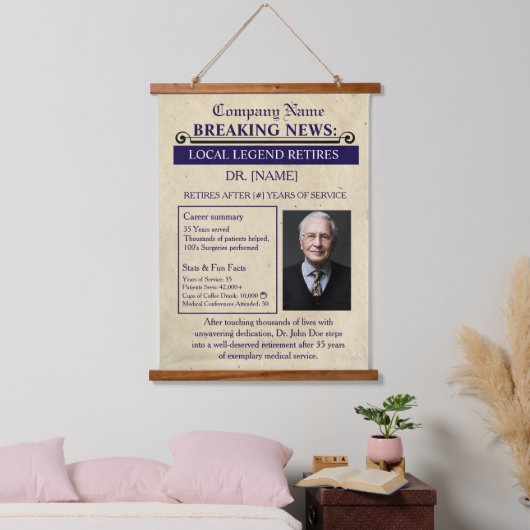 Newspaper Style Doctor Retirement Card | Custom Hangend Wandkleed (Slaapkamer)