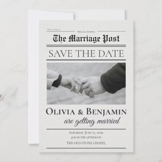 Newspaper-Style Wedding Save the Date (Voorkant)
