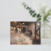 NEWT SCAMANDER™ & Co. op het treinstation Briefkaart (Staand voorkant)
