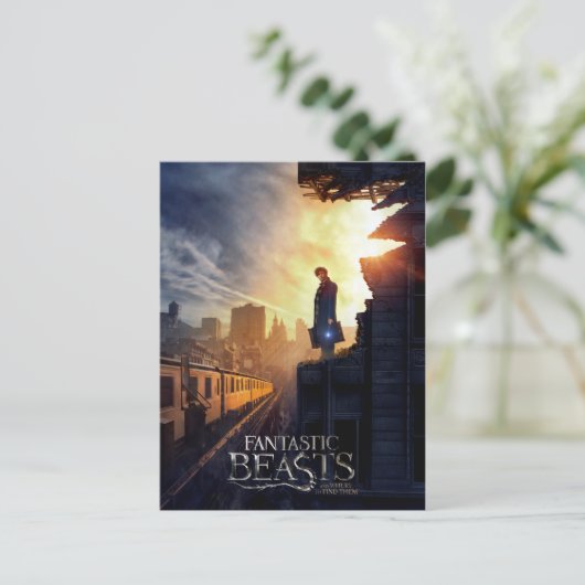 NEWT SCAMANDER™ in Destroyed Building Briefkaart (Staand voorkant)