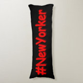 "#NewYorker " Schattig ontwerp. Koop nu Lichaamskussen (Voorkant Verticaal)