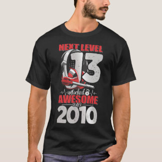 Next Level Ontgrendeld 13-jarige jongen 2010 Heads T-shirt
