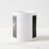 NGC 4258 Ondergaat intense stervorming. Grote Koffiekop (Voorkant)