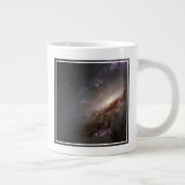 NGC 4258 Ondergaat intense stervorming. Grote Koffiekop (Rechts)