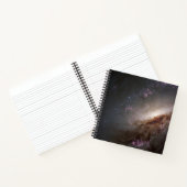 NGC 4258 Ondergaat intense stervorming. Notitieboek (Binnen)