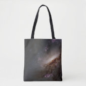 NGC 4258 Ondergaat intense stervorming. Tote Bag (Voorkant)