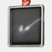 NGC 4676, ook bekend als de Mice Galaxies Metalen Ornament (Links)