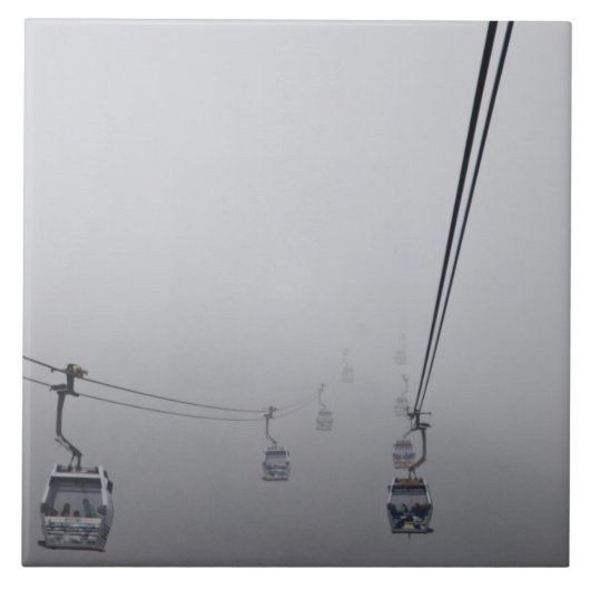 Ngong Ping-kabelbaan in dichte mist Tegeltje (Voorkant)