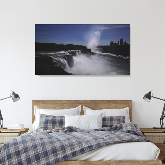 Niagara Mist Rising Canvas Afdruk (Insitu (Slaapkamer))