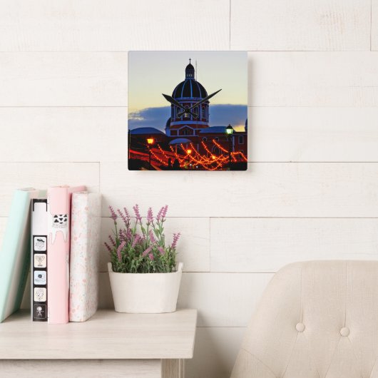 Nicaragua - Kathedraal van Granada Vierkante Klok (Leeskamer)