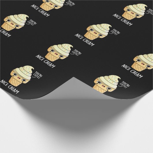 Nice Cream Funny Ice Cream Pun Dark BG Cadeaupapier (Hoek)