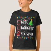 Nice Naughty 67 Six Seven Funny Christmas 6 7 Meme T-shirt (Voorkant)