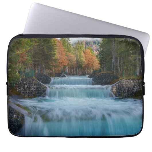 Niedernach Power Station Waterfall Laptop Sleeve (Voorkant)