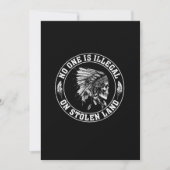 Niemand is illegaal op gestolen land in Amerika Save The Date (Voorkant)