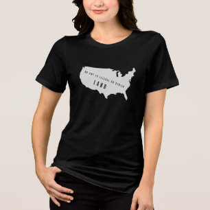 Niemand Is Illegaal Op Gestolen Land – Protest Bad Tri-Blend Shirt
