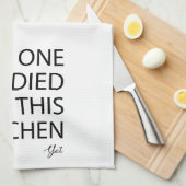 Niemand is in deze keuken overleden, maar grappig theedoek (Quarter Fold)