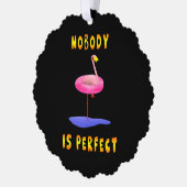 Niemand is perfect - flamingo met zwemring ornament kaart (Links)