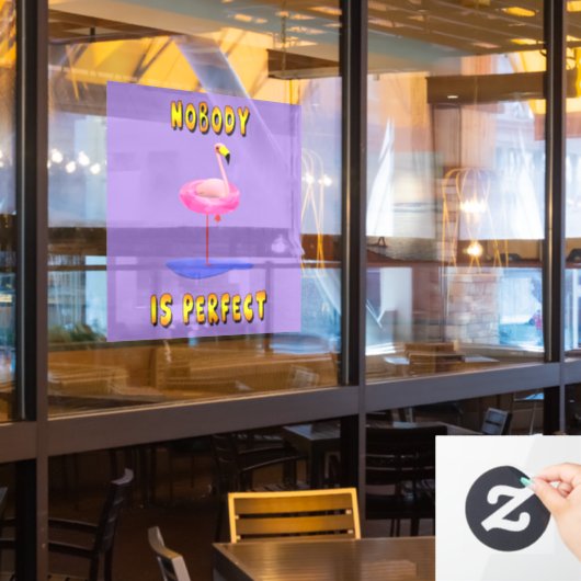 Niemand is perfect - flamingo met zwemring raamsticker (Restaurant Raam)