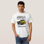 Niemand is perfect met Manta A coupé T-Shirt (Voorkant volledig)