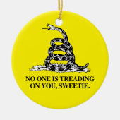 Niemand komt op je af, lieverd keramisch ornament (Voorkant)