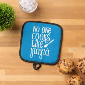 Niemand kookt als Yiayia Griekse oma blauw Pannenlap (Top down)