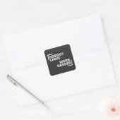 Niemand maakt werk harder vierkante sticker (Envelop)