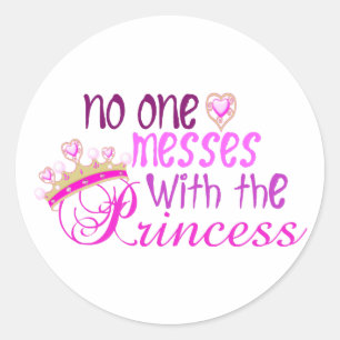 Niemand slaat met de prinses. ronde sticker