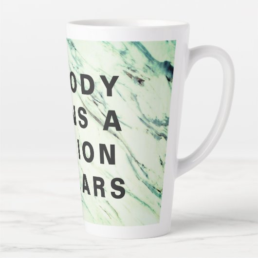 Niemand verdient een miljard dollar latte mok (Rechts)